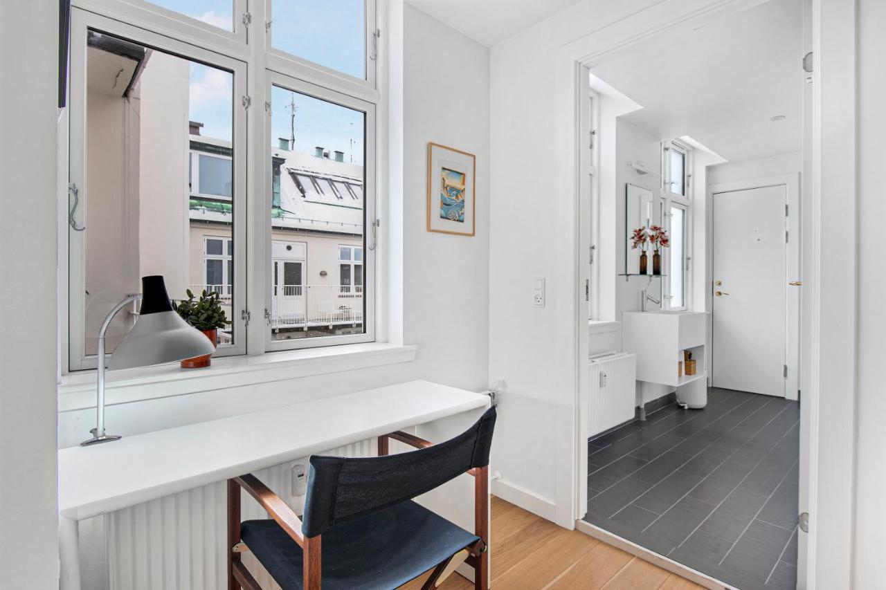 Sanders Monarch - Charming One-Bedroom Apartment With Two Balconies Kopenhagen Exterior foto